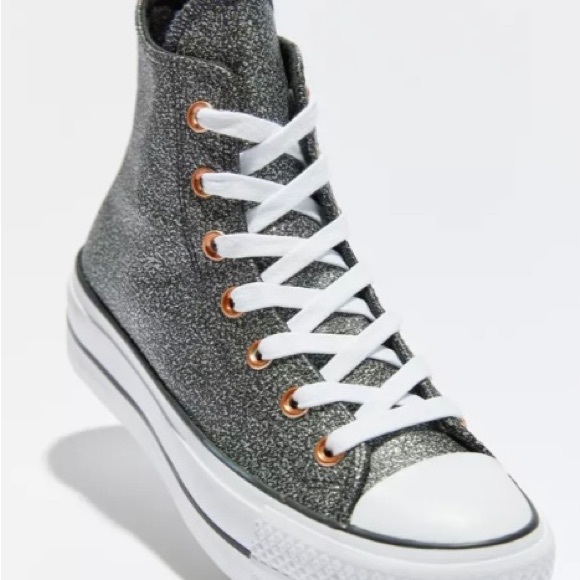 Women’s (SIZE 7.5) Platform Sneaker (By Converse) - Picture 2 of 4